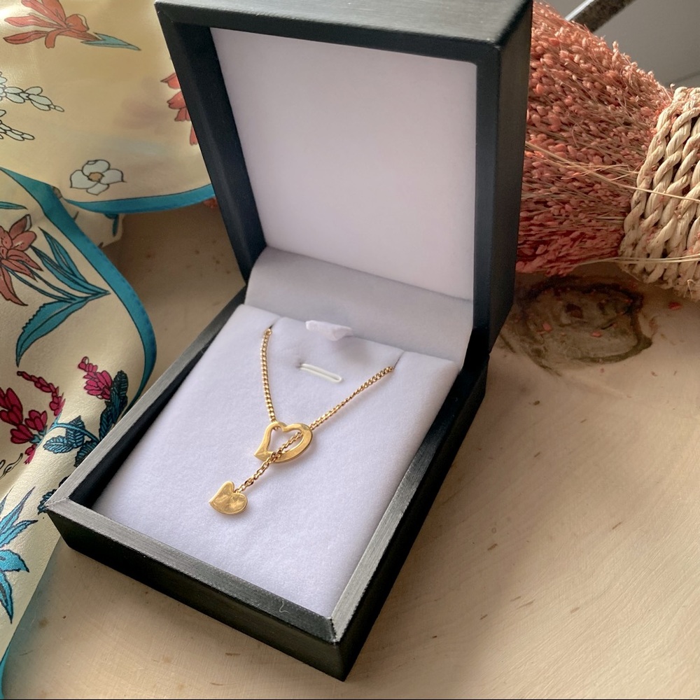 VTG- Two Hearts Combine in this gilt necklace- Spring Ring- Circa ‘80s